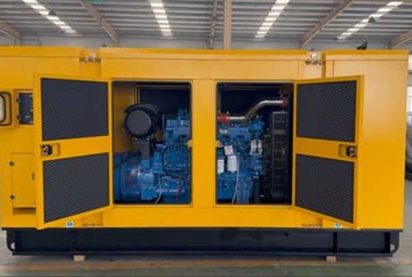 自贡景区应急电源：遵循防灾减灾要求，IP66 级防雨设计，暴雨天观光设施安全运行不扰民